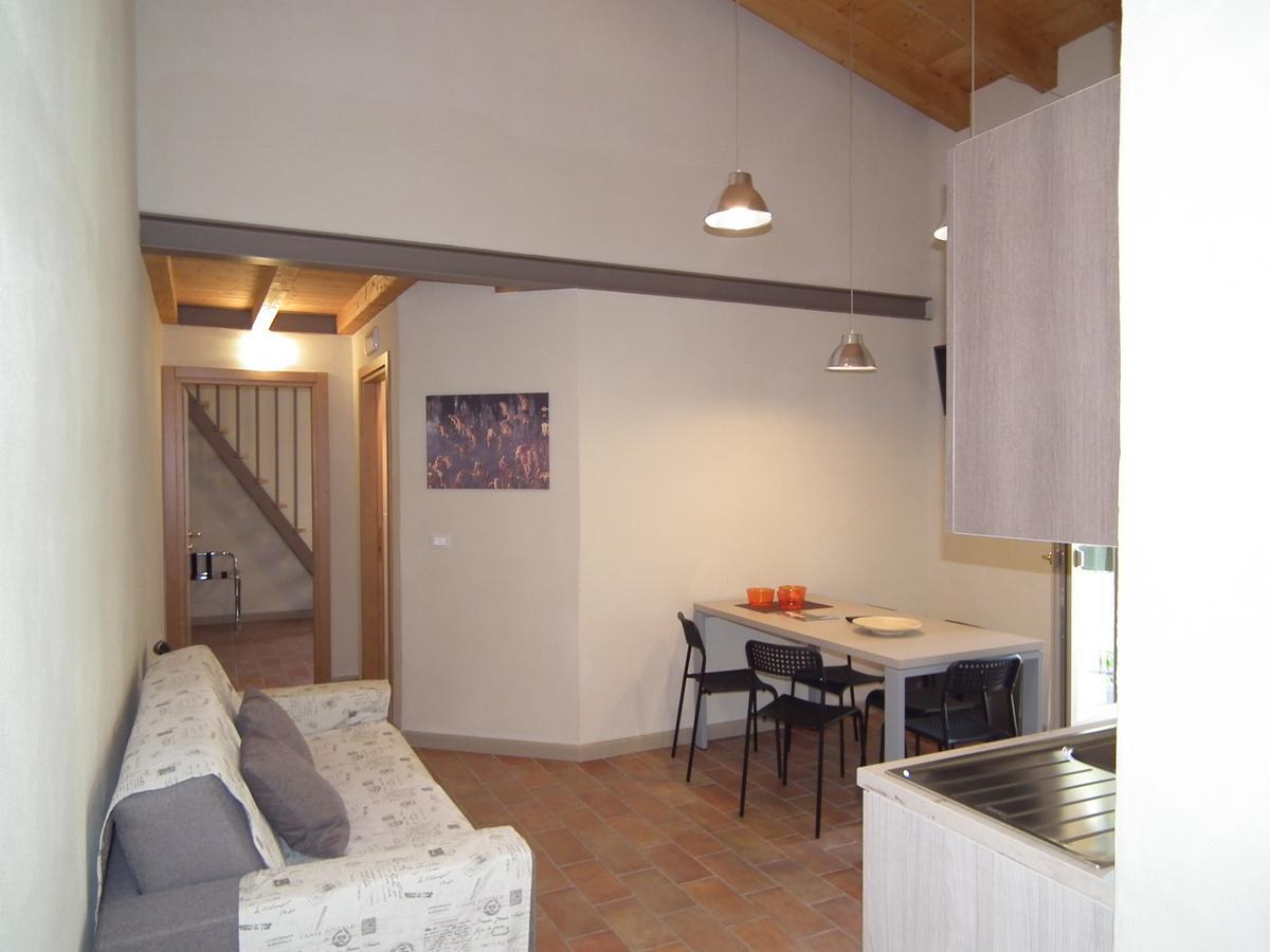 L'Isolo B&B E Case Vacanza Monzambano Exteriér fotografie